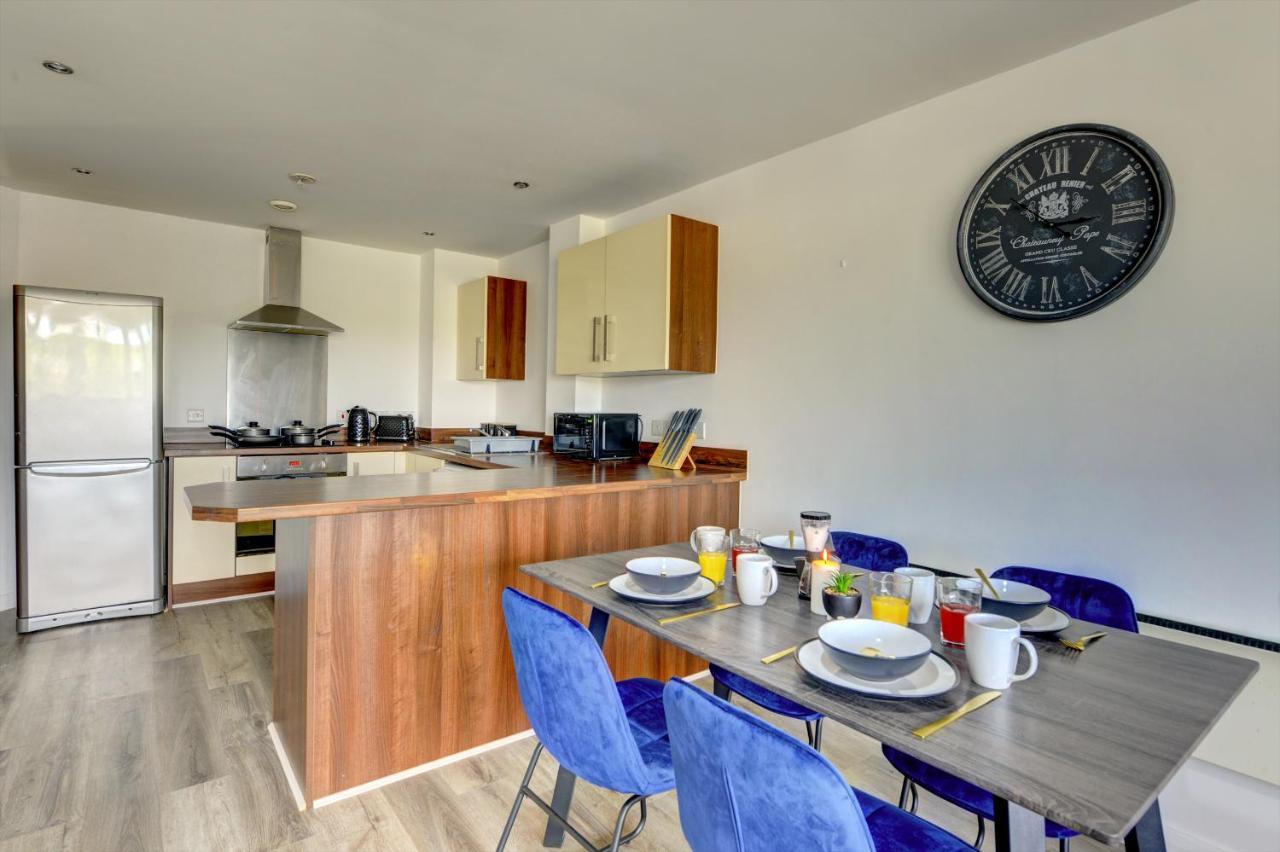 Spacious - Penthouse 2 Bed Apartment With Secure Allocated Parking Sheffield Buitenkant foto