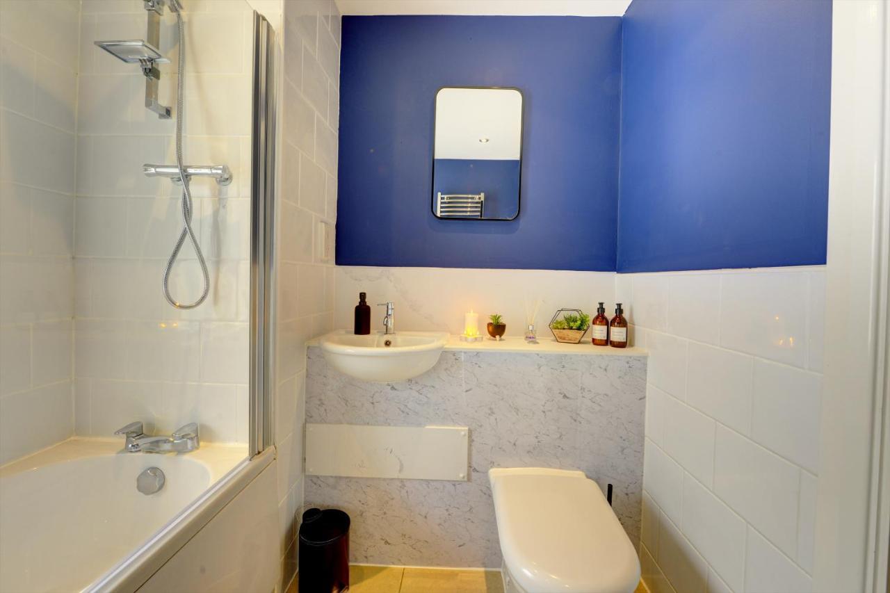 Spacious - Penthouse 2 Bed Apartment With Secure Allocated Parking Sheffield Buitenkant foto